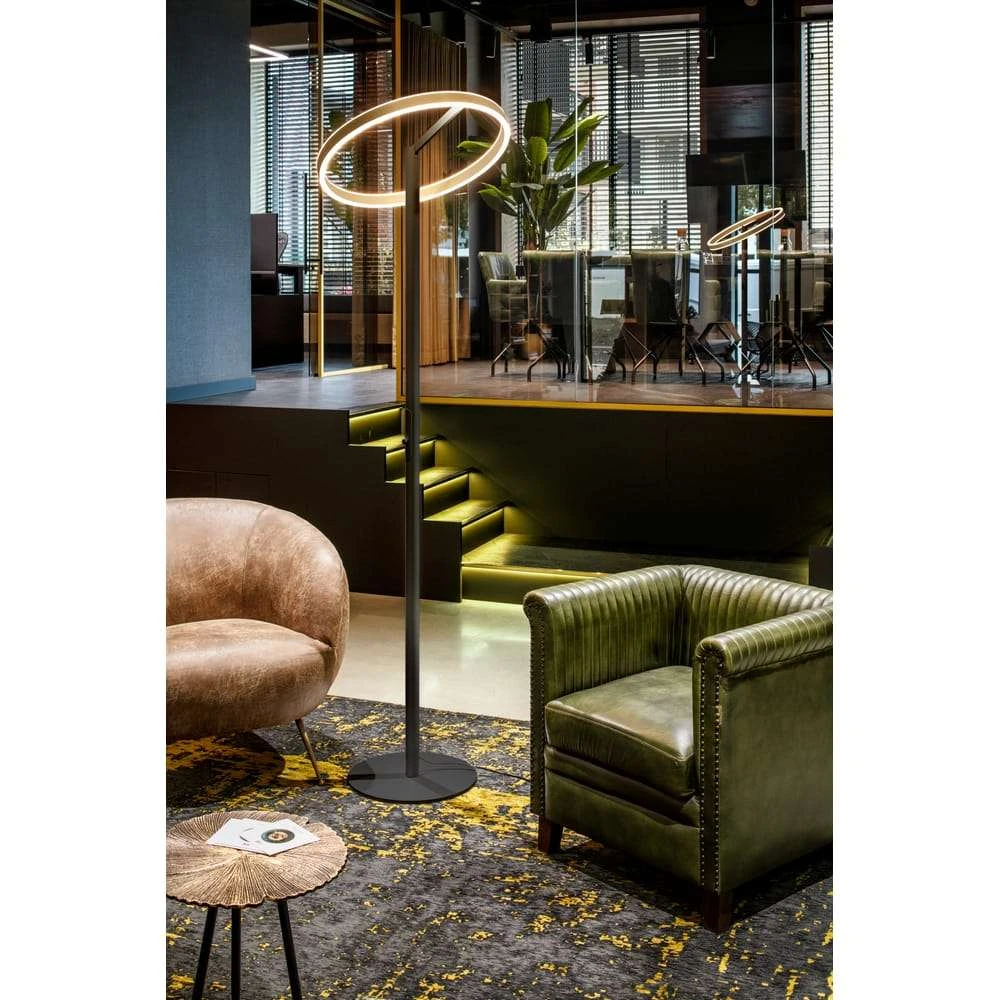 One Straight Vloerlamp 2700/3000K Black/Brass - SLV - Koop Online - Afbeelding 2